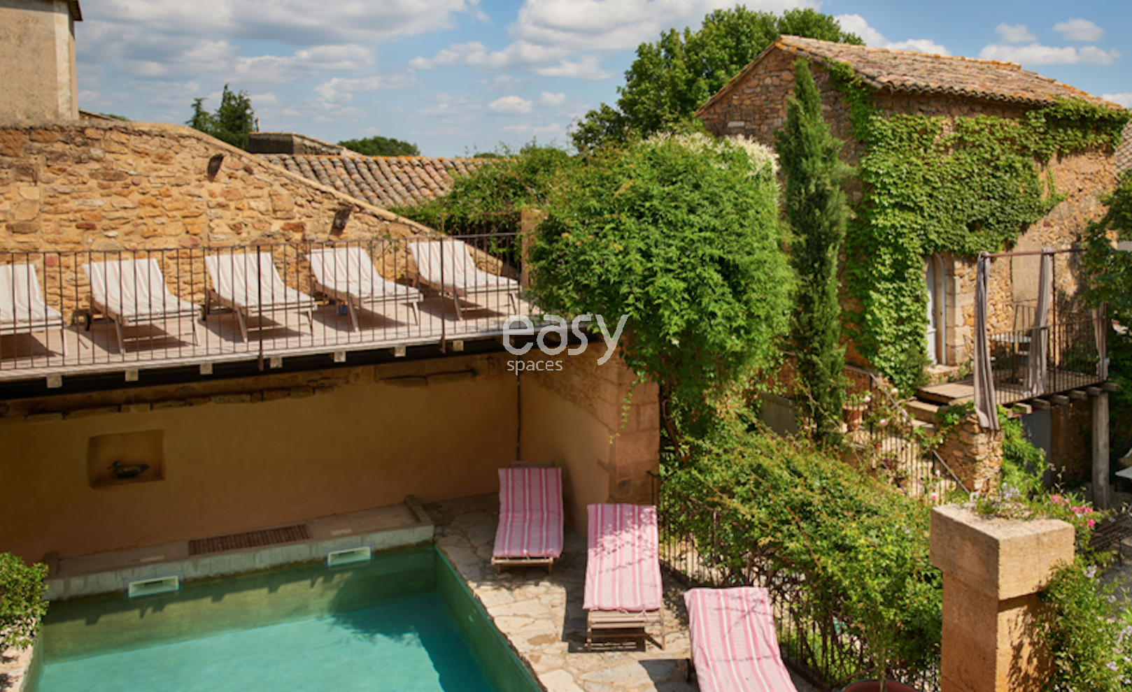 Event venue located in the beautiful city of Nîmes